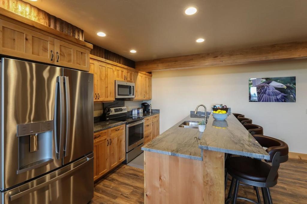 Townhome Next To Clubhouse In Exclusive Eagle Bend - The Glacier ビッグフォーク エクステリア 写真