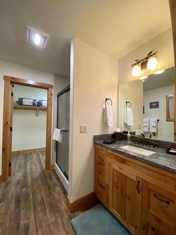 Townhome Next To Clubhouse In Exclusive Eagle Bend - The Glacier ビッグフォーク エクステリア 写真