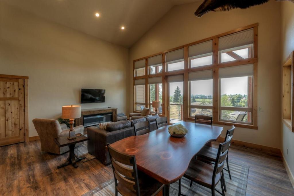 Townhome Next To Clubhouse In Exclusive Eagle Bend - The Glacier ビッグフォーク エクステリア 写真
