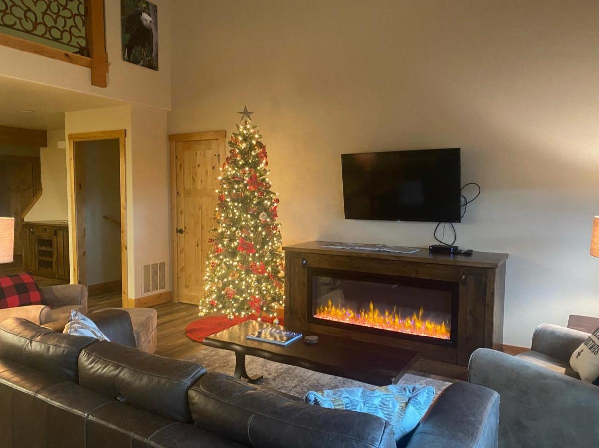 Townhome Next To Clubhouse In Exclusive Eagle Bend - The Glacier ビッグフォーク エクステリア 写真